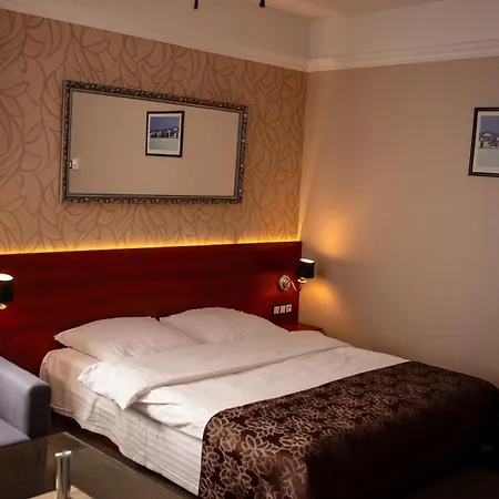 Hotel&spa Kameleon Готель