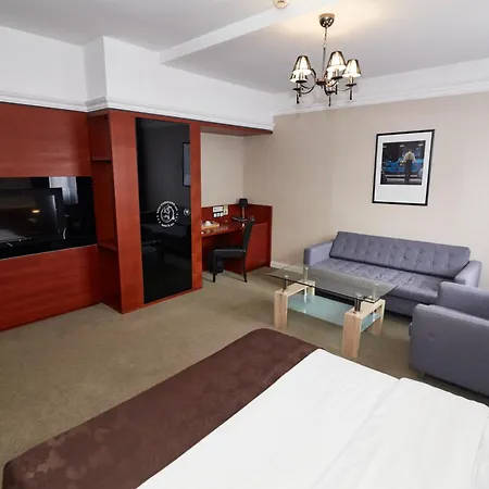 Otel Hotel&spa Kameleon 3*